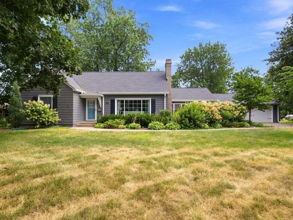 495 5th Avenue N, Hopkins, MN 55343