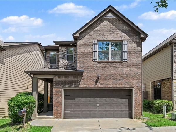 5996 Nile Court , Atlanta, GA 30349
