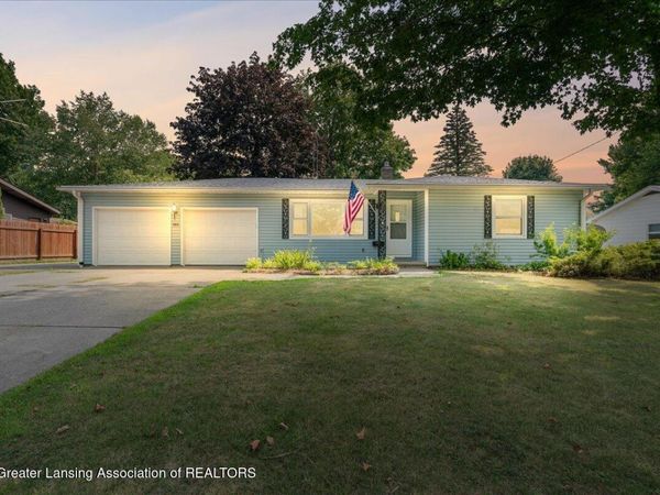 423 W Cherry Street, Mason, MI 48854
