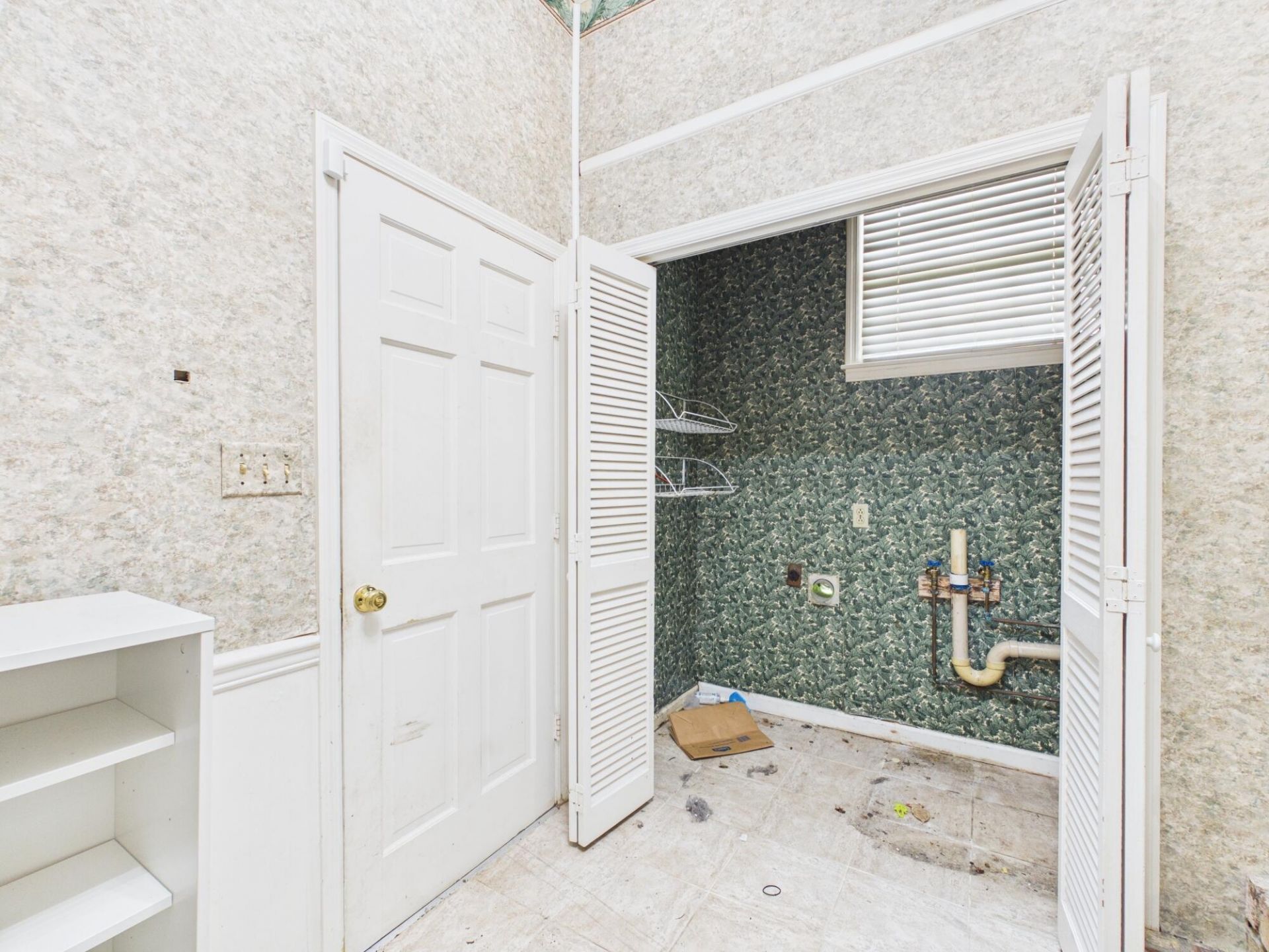 102 Candlewood Court Photo 16
