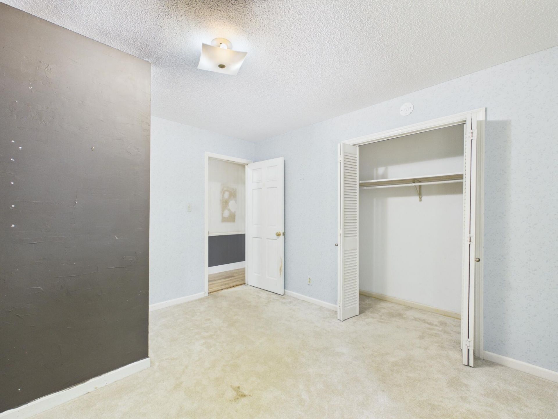 102 Candlewood Court Photo 21