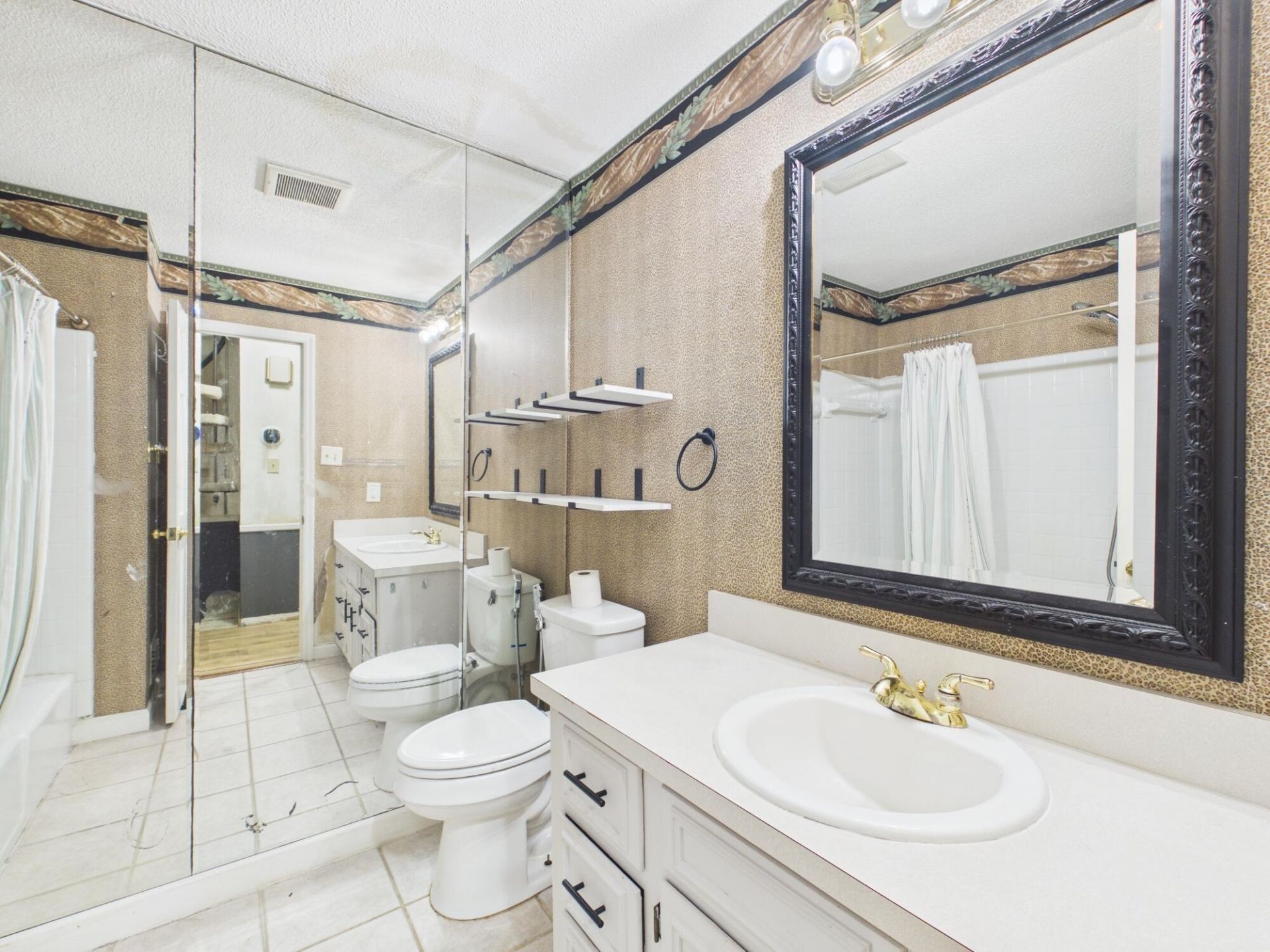 102 Candlewood Court Photo 22