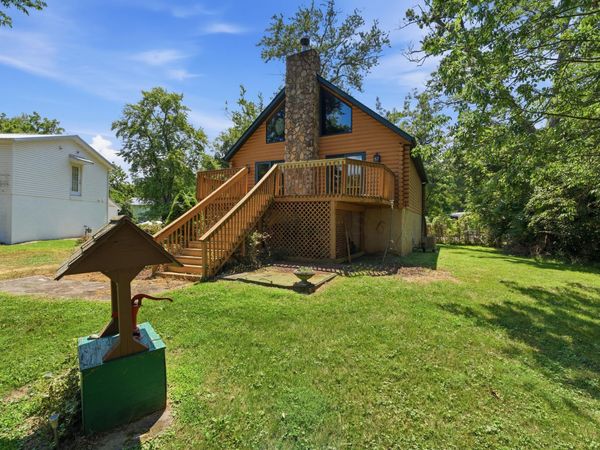 5488 Circle South Road NE, Thornville, OH 43076