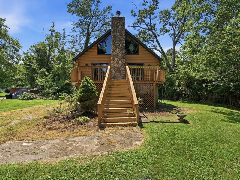 5488 Circle South Road NE, Thornville, OH 43076 Photo 3