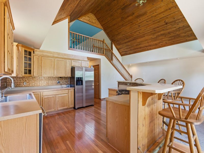 5488 Circle South Road NE, Thornville, OH 43076 Photo 8