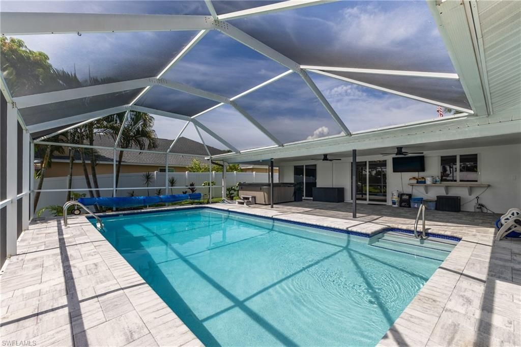 3319 SE 17th Ave, Cape Coral, FL 33904 Photo
