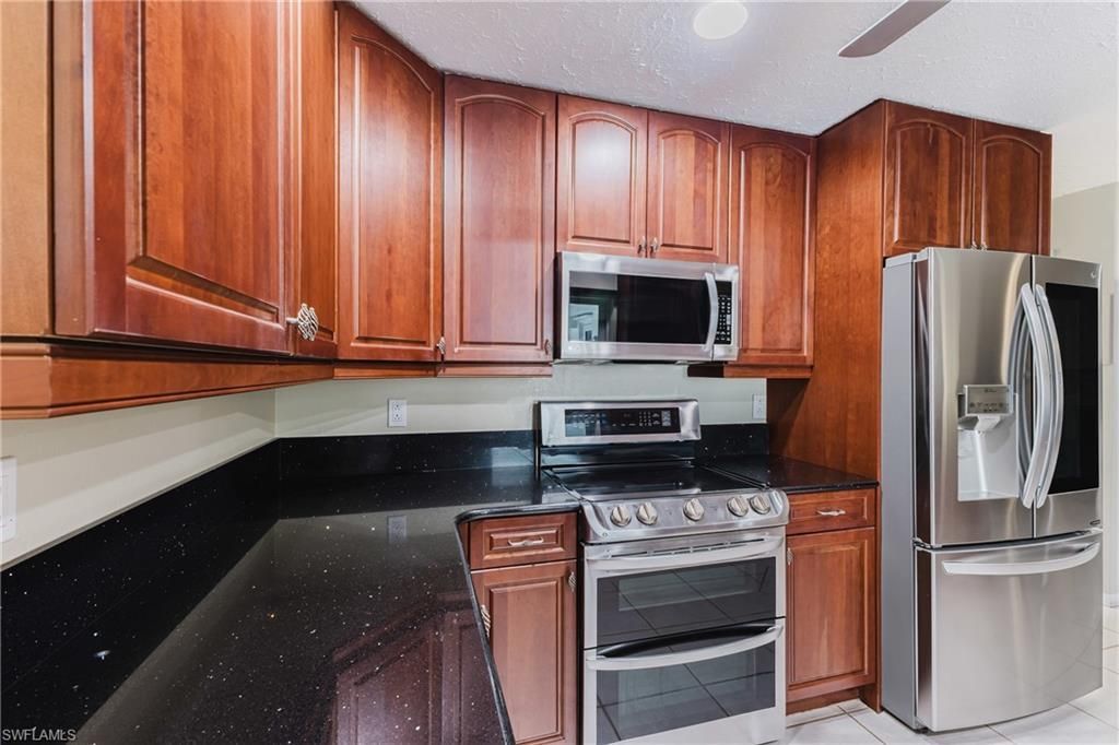 3319 SE 17th Ave, Cape Coral, FL 33904 Photo
