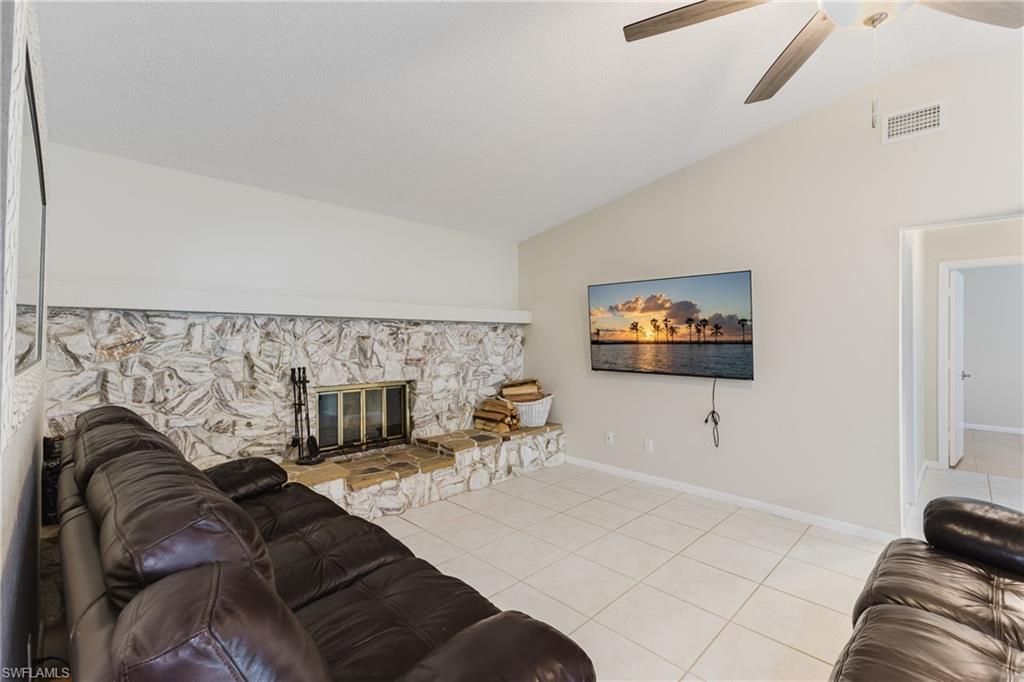 3319 SE 17th Ave, Cape Coral, FL 33904 Photo