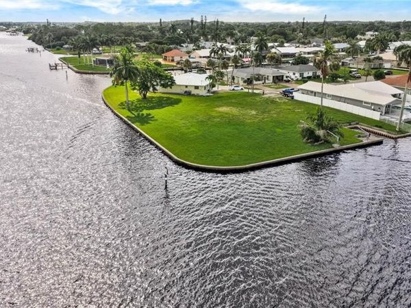 2193 Havana AVE, FORT MYERS, FL 33905