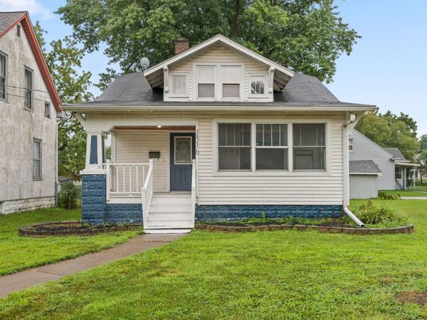 1516 21ST Street , Rock Island, IL 61201