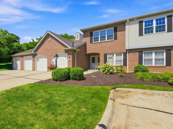 6288 Eagles Lake Dr, Cincinnati, OH 45248