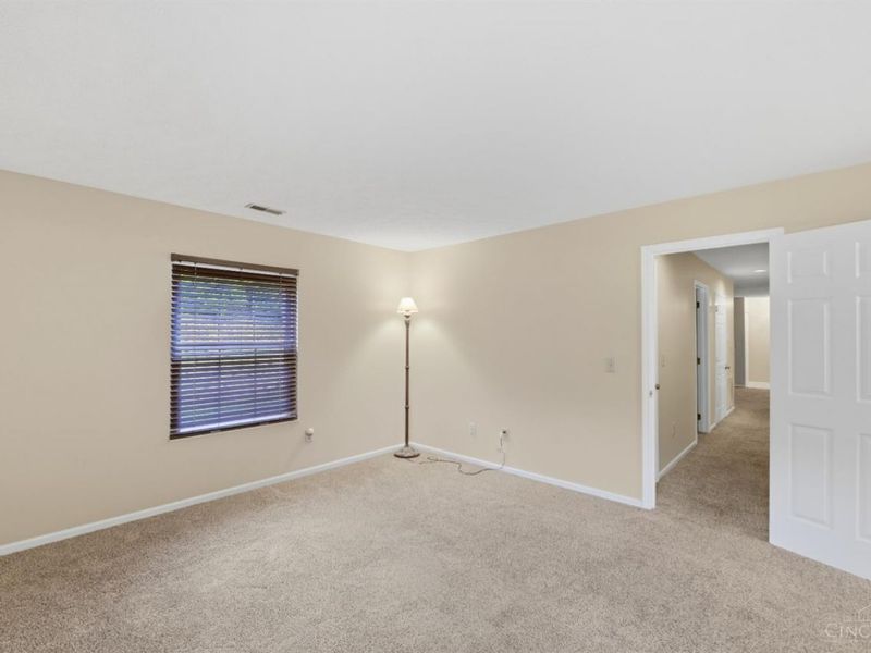 6288 Eagles Lake Dr, Cincinnati, OH 45248 Photo 23