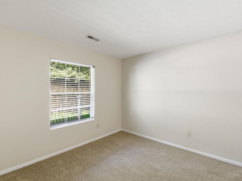6288 Eagles Lake Dr, Cincinnati, OH 45248 Photo 28