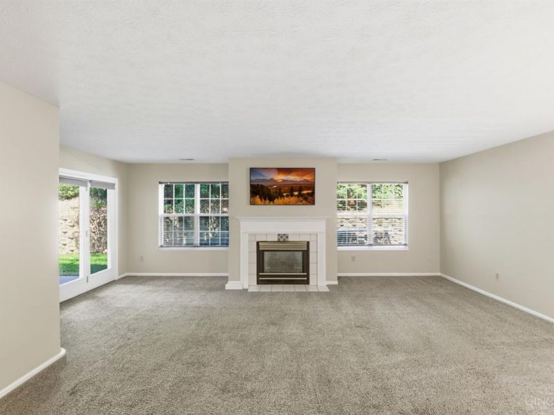 6288 Eagles Lake Dr, Cincinnati, OH 45248 Photo 3