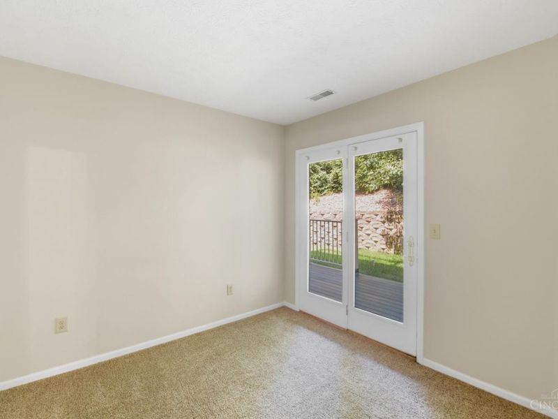6288 Eagles Lake Dr, Cincinnati, OH 45248 Photo 32