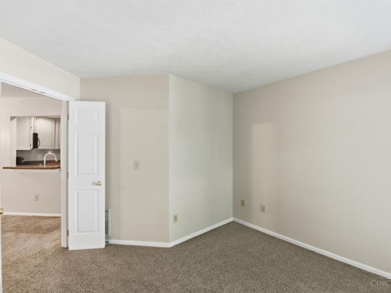 6288 Eagles Lake Dr, Cincinnati, OH 45248 Photo 33