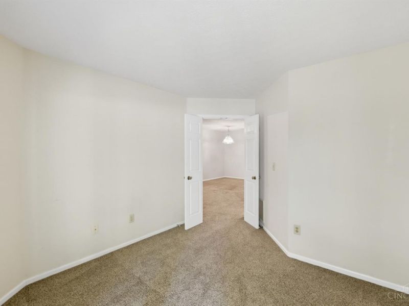 6288 Eagles Lake Dr, Cincinnati, OH 45248 Photo 34