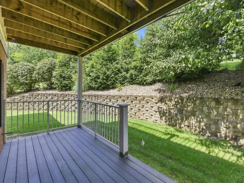 6288 Eagles Lake Dr, Cincinnati, OH 45248 Photo 37