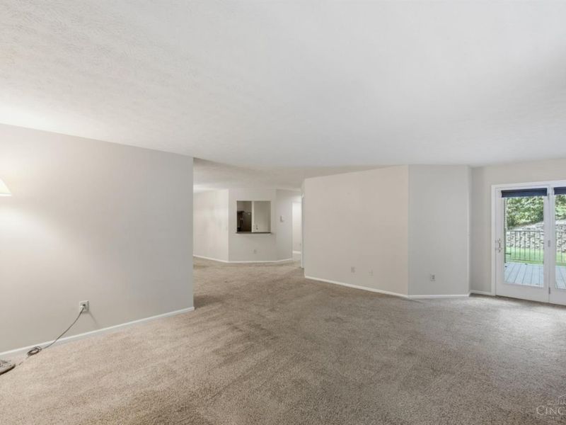 6288 Eagles Lake Dr, Cincinnati, OH 45248 Photo 6