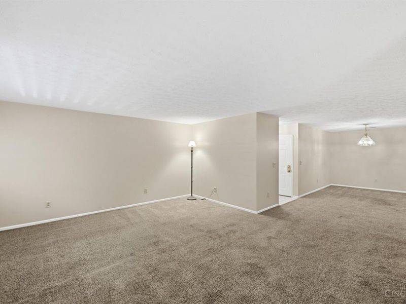 6288 Eagles Lake Dr, Cincinnati, OH 45248 Photo 7