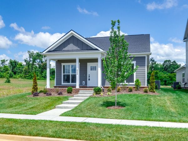 1823 Flatwaters St , Spring Hill, TN 37174