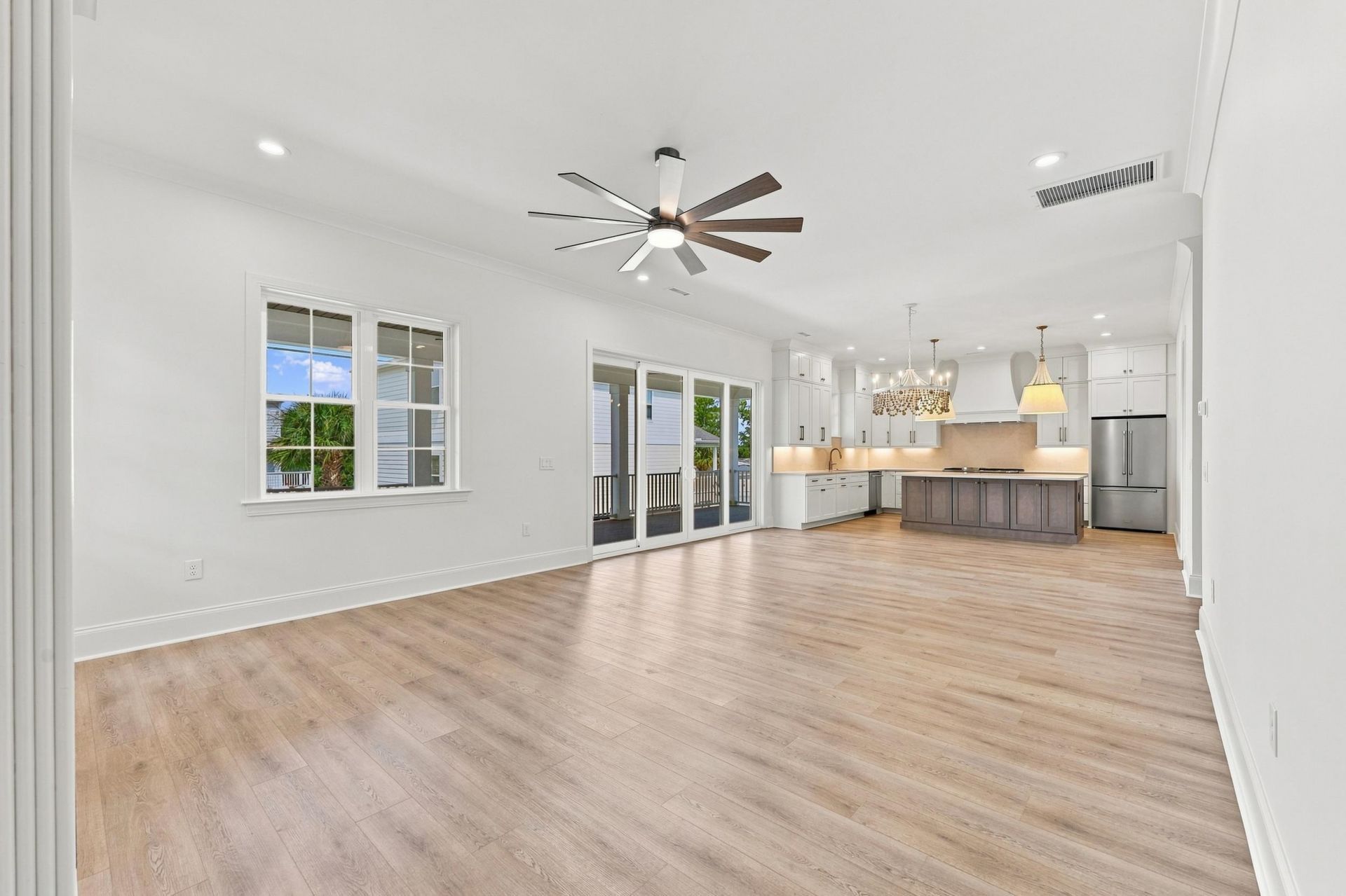 428 Vista Dr. Photo 21