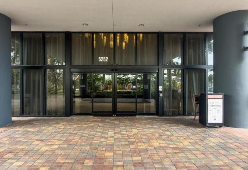 5252 NW 85th Avenue, Unit 1208, Doral, FL 33166 Photo