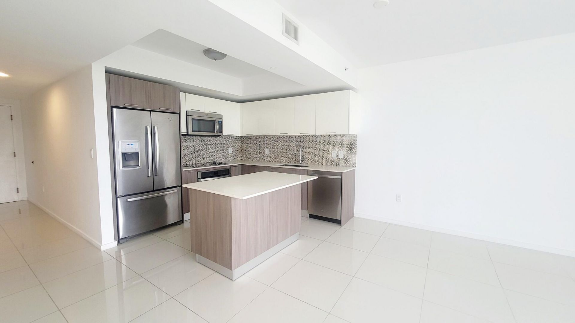 5252 NW 85th Avenue, Unit 1208, Doral, FL 33166 Photo