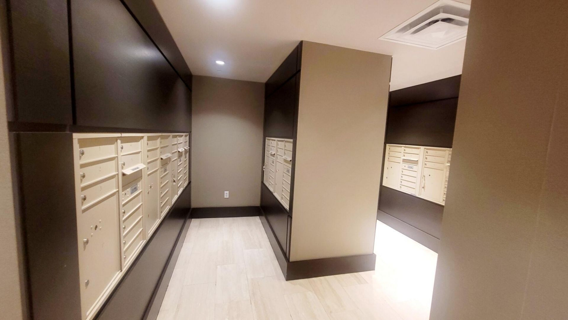 5252 NW 85th Avenue, Unit 1208, Doral, FL 33166 Photo