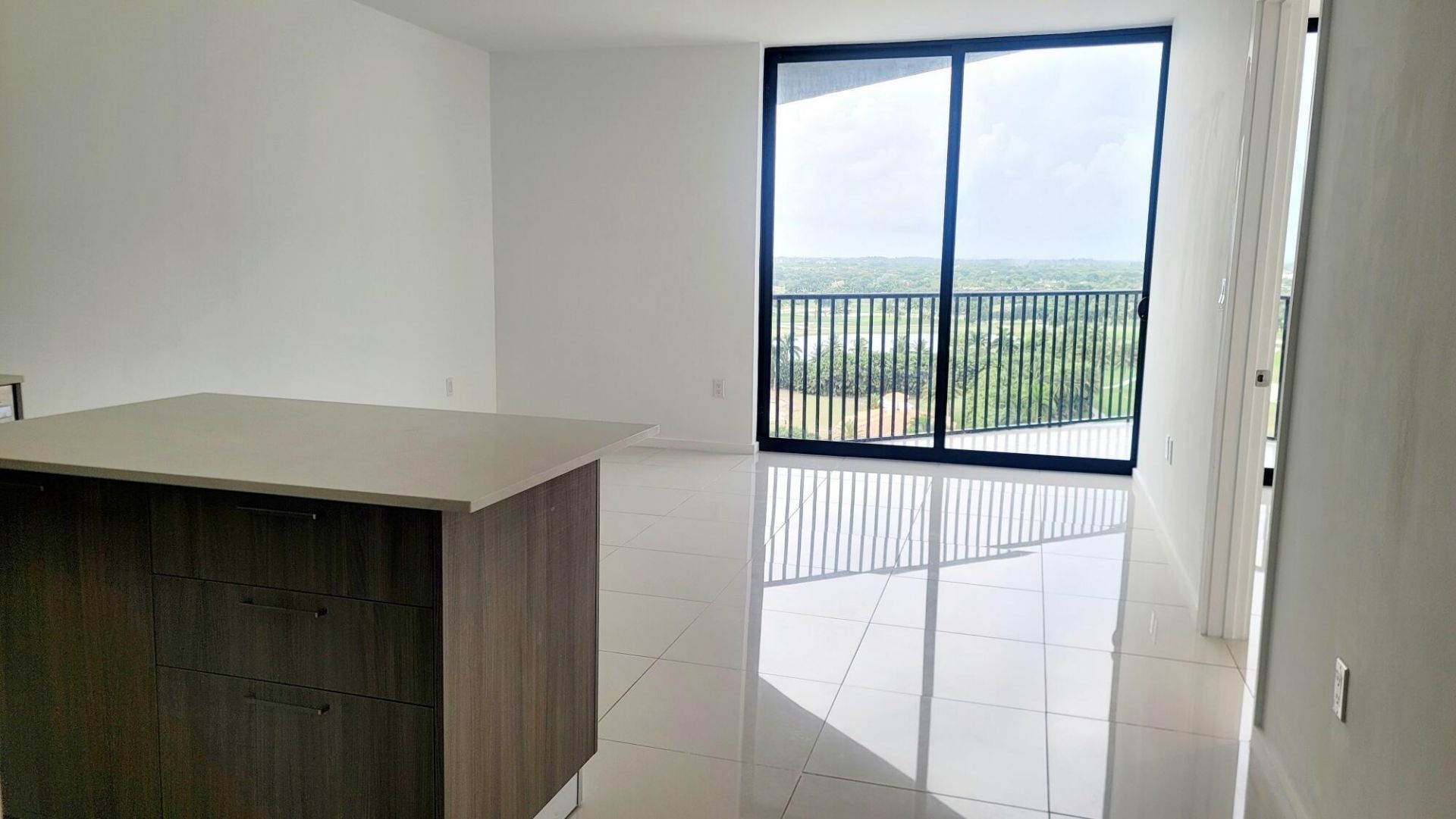 5252 NW 85th Avenue, Unit 1208, Doral, FL 33166 Photo