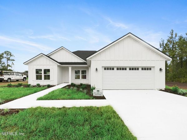 72784 W TENTH Avenue, Hilliard, FL 32046