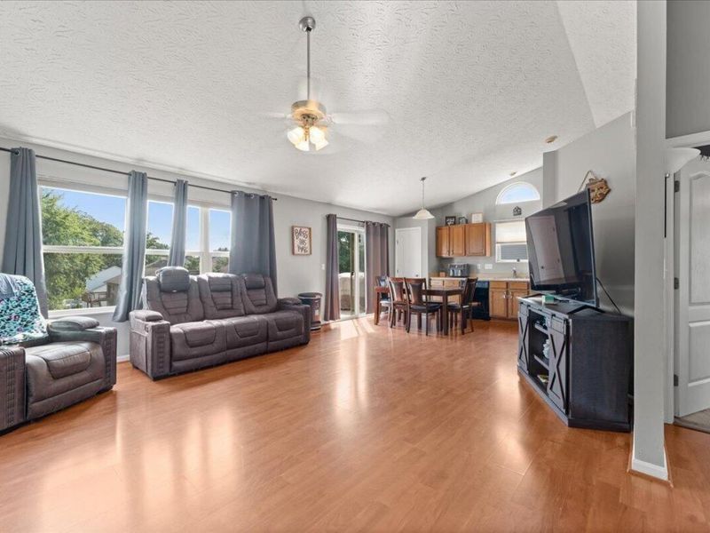 6890 Gordon Boulevard, Burlington, KY 41005 Photo 5