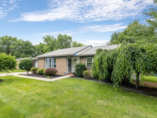 303 Center Park Drive, Florence, KY 41042