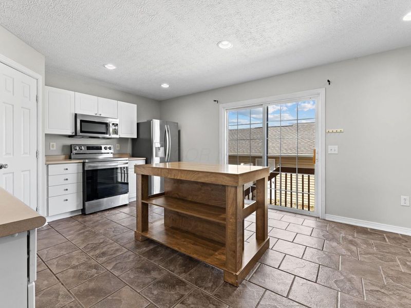 321 Douglasfir Drive , Blacklick, OH 43004 Photo 4