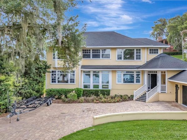 1215 LAKESHORE DRIVE , EUSTIS, FL 32726