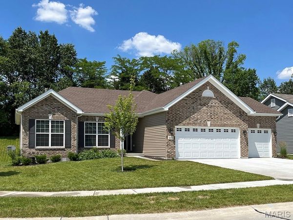 2 Hickory at Post Farms Enclave , O'Fallon, MO 63385
