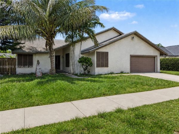 9712 SW 133rd Pl, Miami, FL 33186