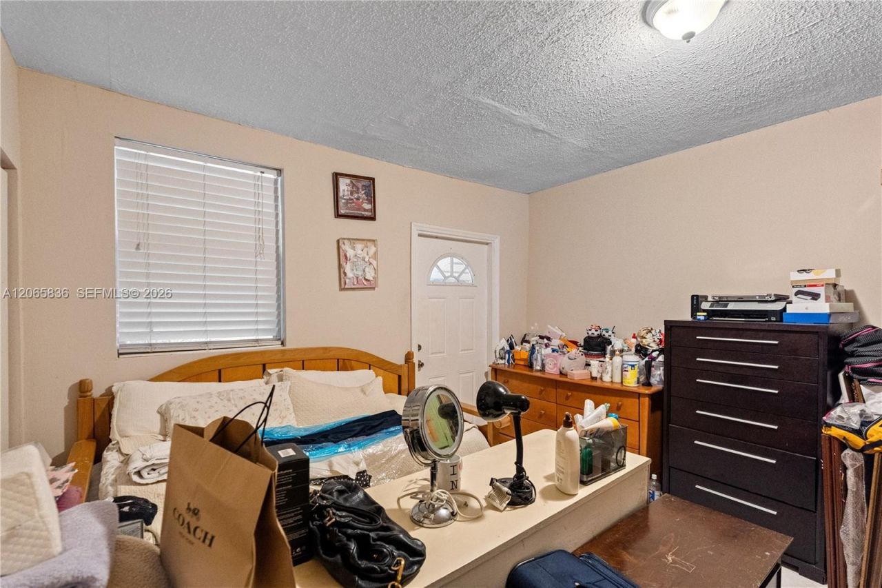 125 SE 2nd Ter, Hallandale Beach, FL 33009 Photo