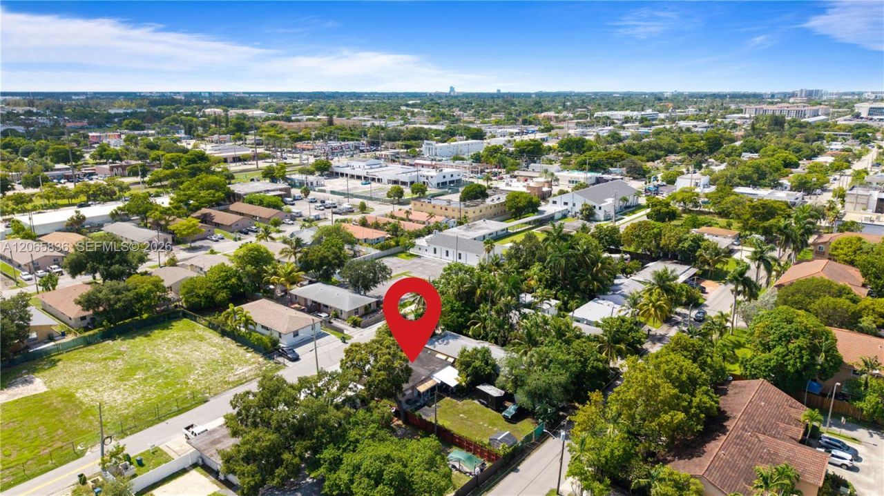 125 SE 2nd Ter, Hallandale Beach, FL 33009 Photo