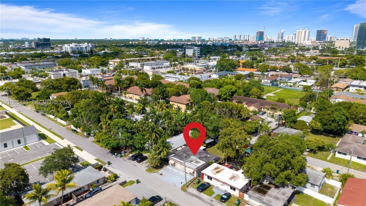 125 SE 2nd Ter, Hallandale Beach, FL 33009 Photo