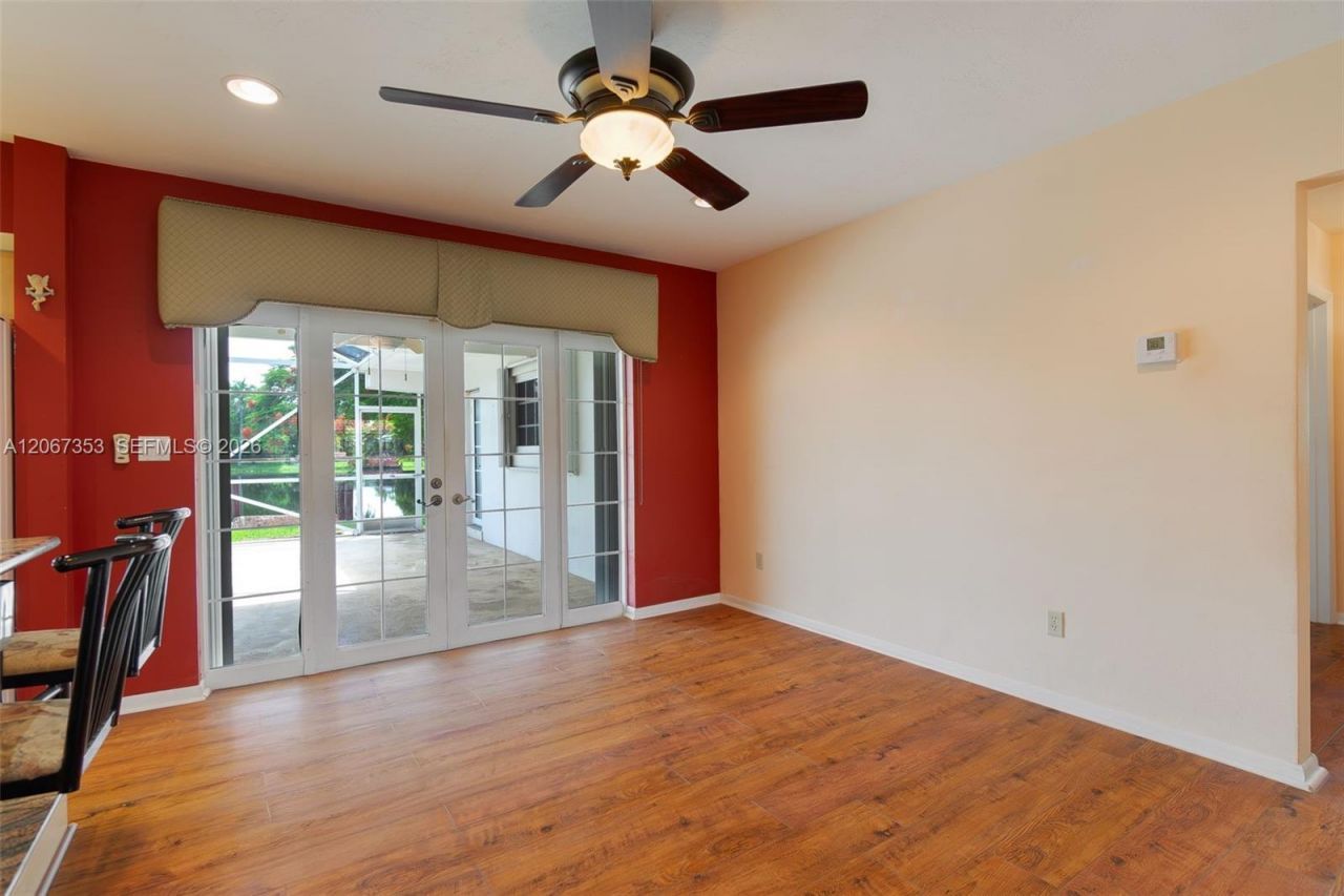 1731 NW 108th Ave, Pembroke Pines, FL 33026 Photo