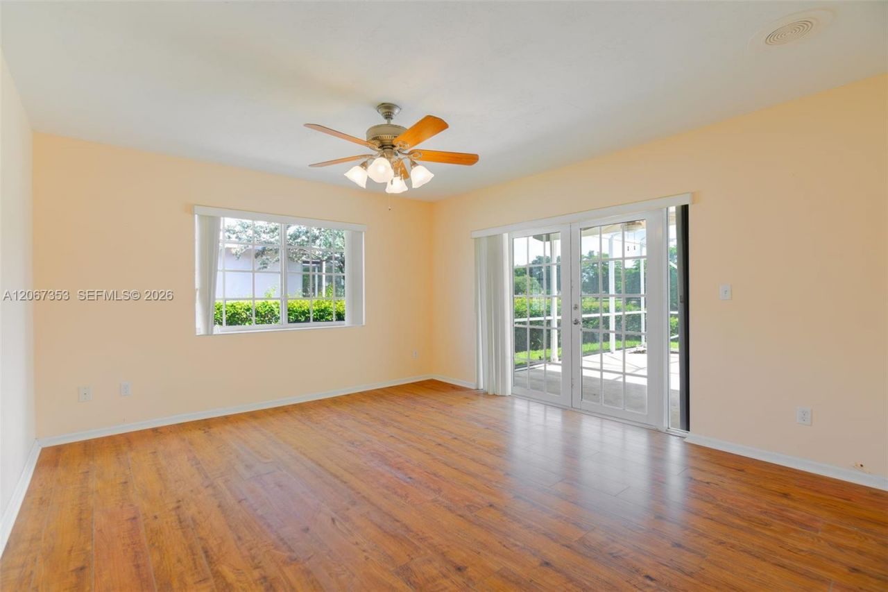 1731 NW 108th Ave, Pembroke Pines, FL 33026 Photo