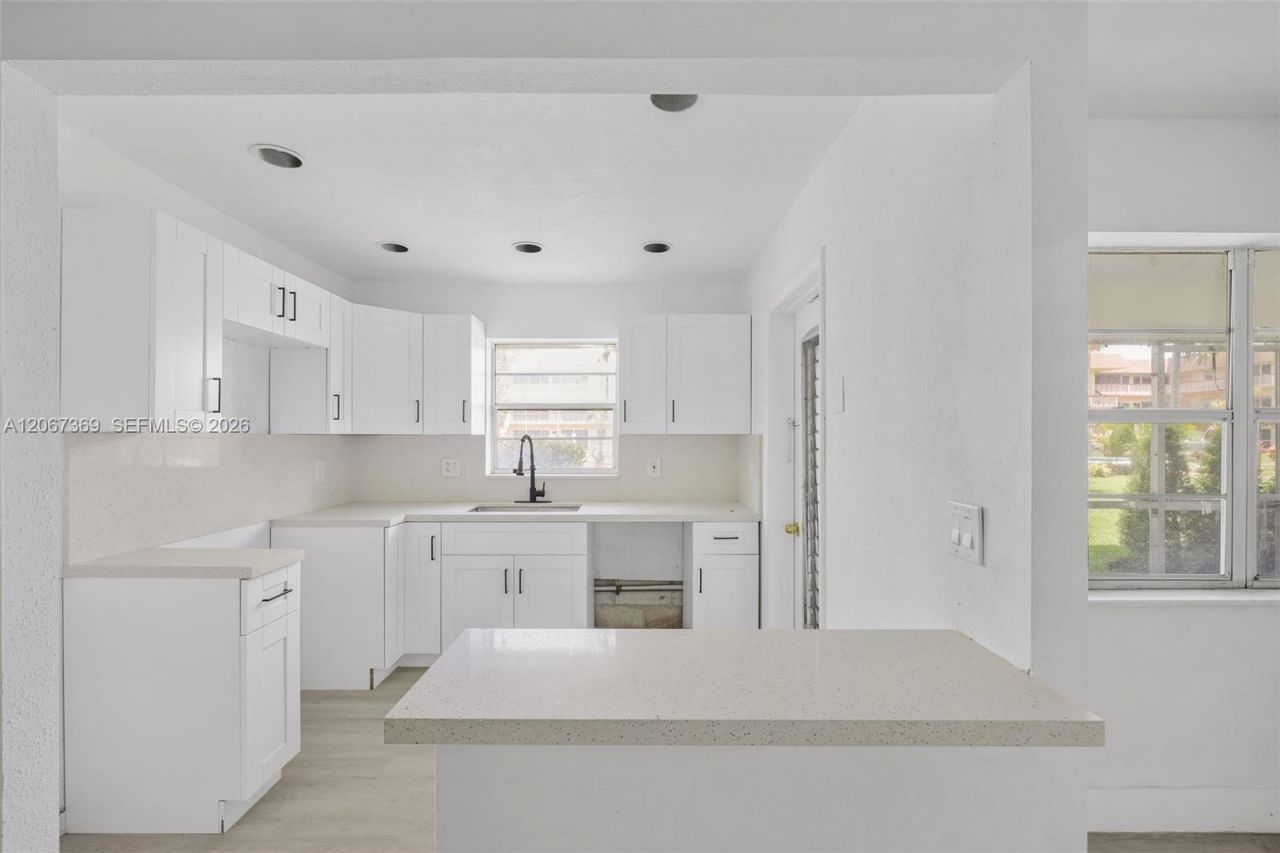 5300 Washington St , Unit T125, Hollywood, FL 33021 Photo
