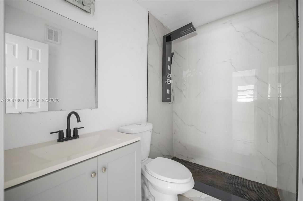 5300 Washington St , Unit T125, Hollywood, FL 33021 Photo