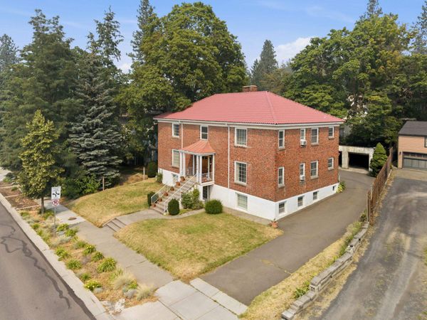 1019 S Monroe St, Spokane, WA 99204