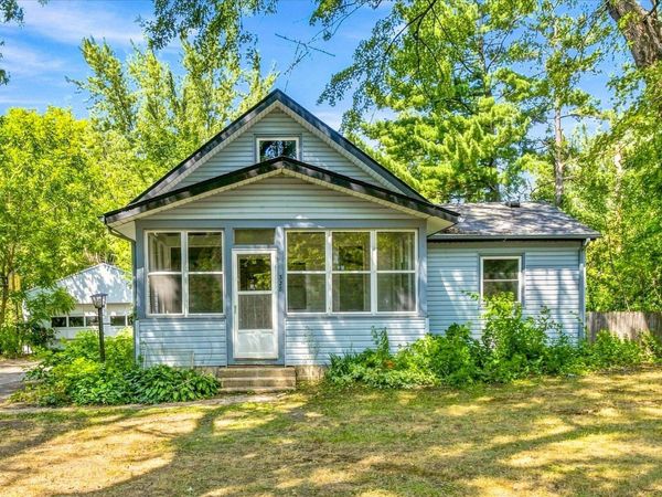328 3rd Street SE, Braham, MN 55006