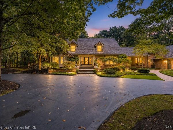 32870 Bingham Lane, Bingham Farms Village, Mi 48025