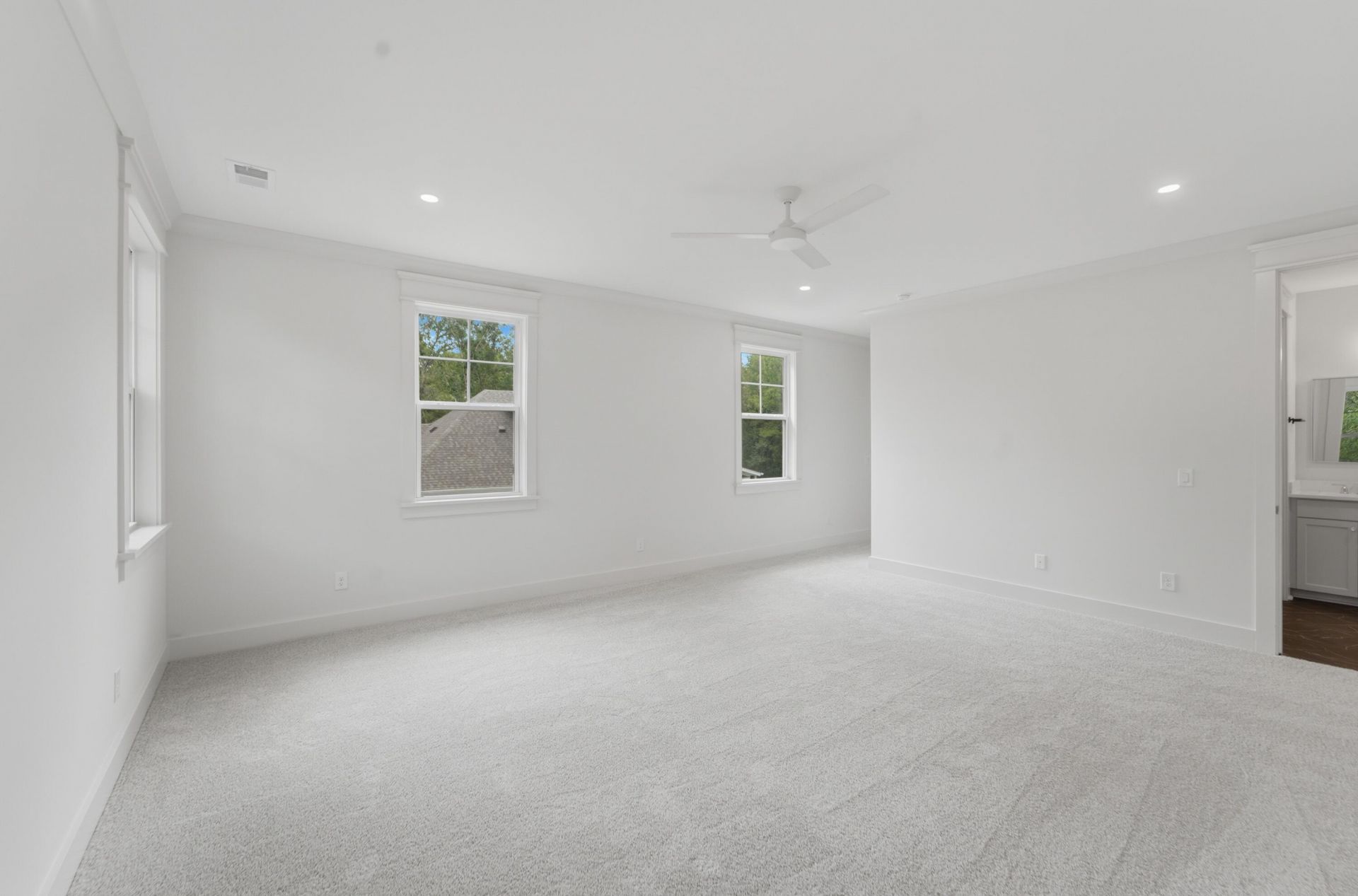 1129 Hamlin Road Photo 33