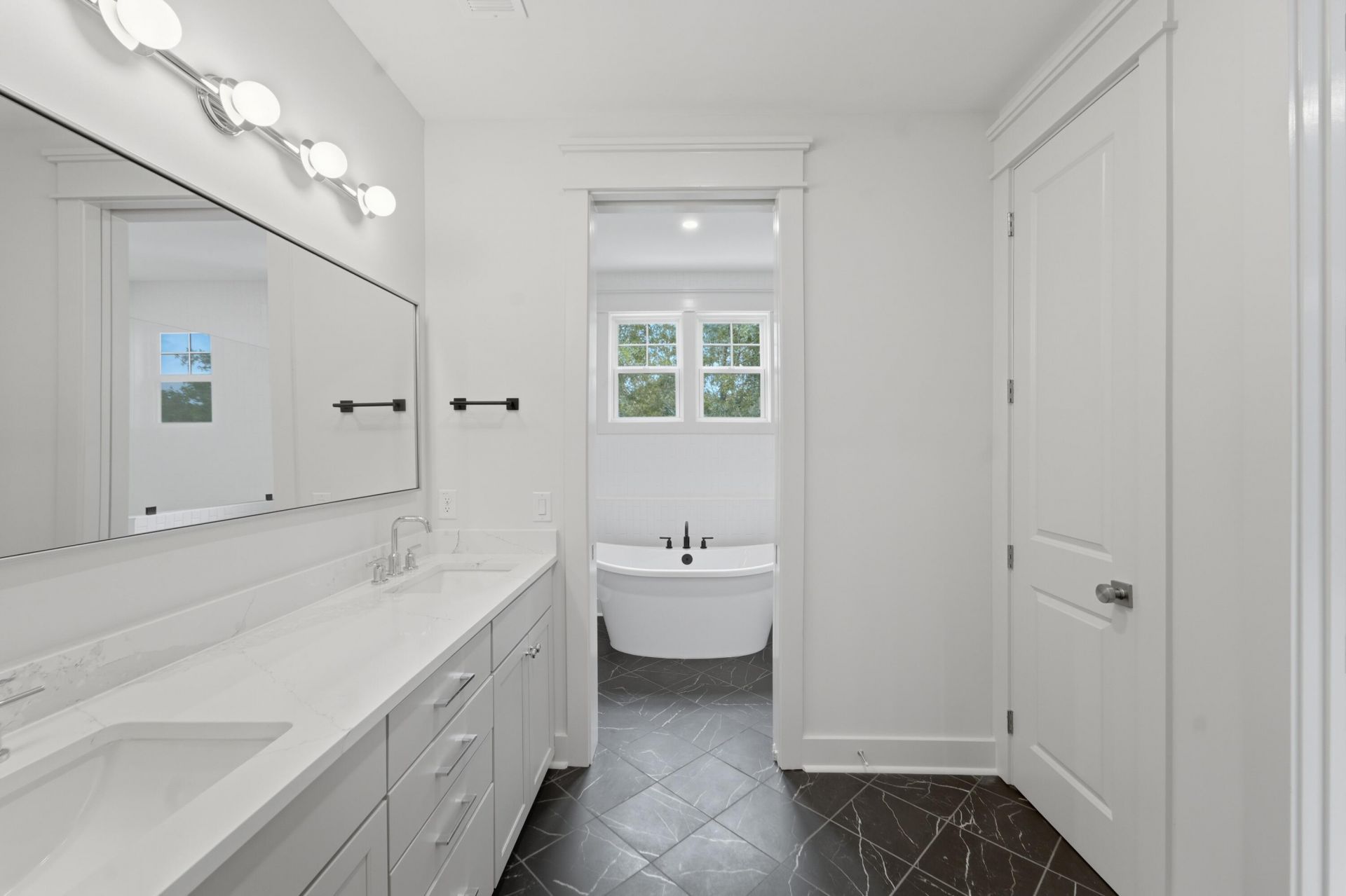 1129 Hamlin Road Photo 35