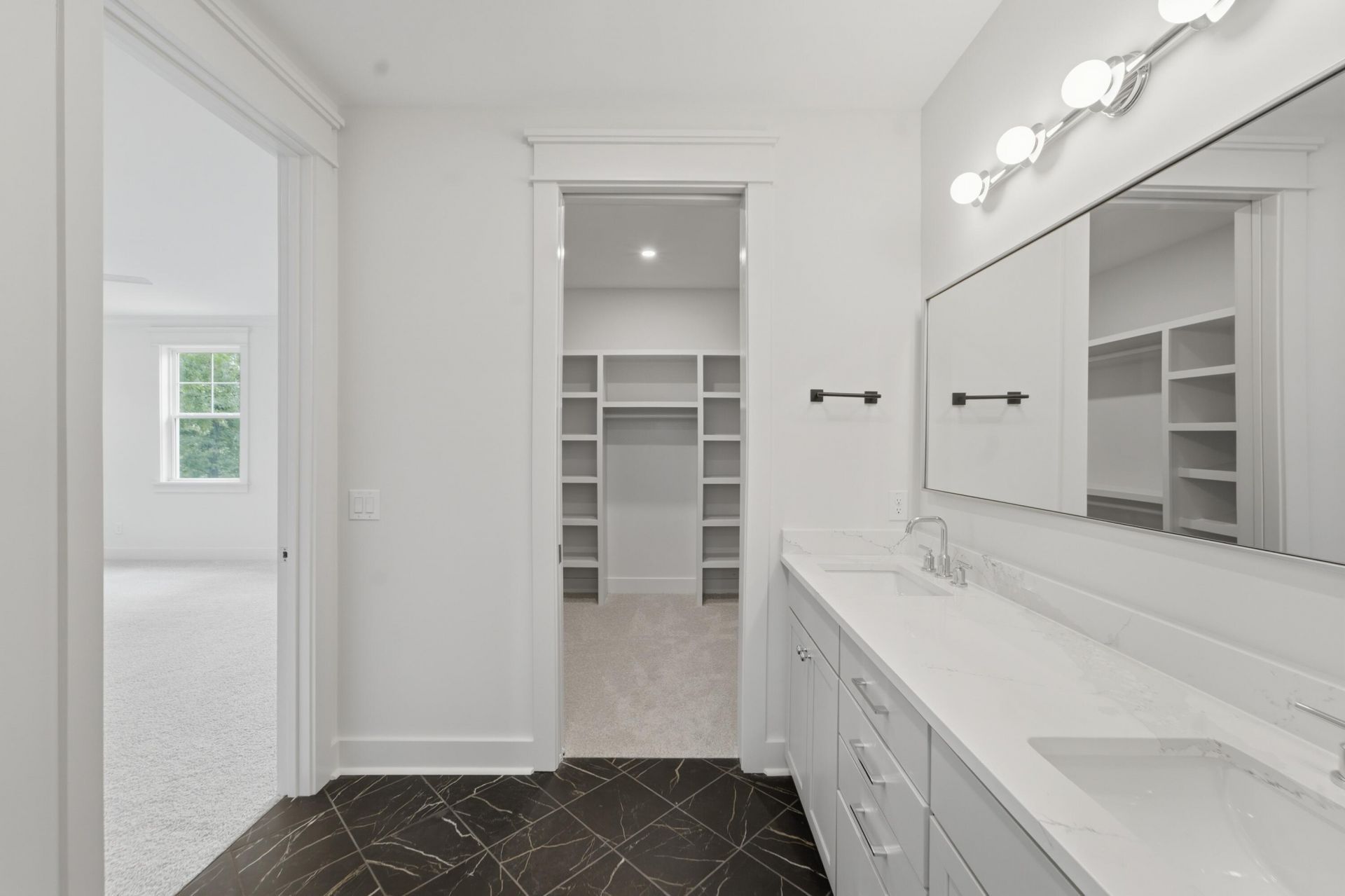 1129 Hamlin Road Photo 36